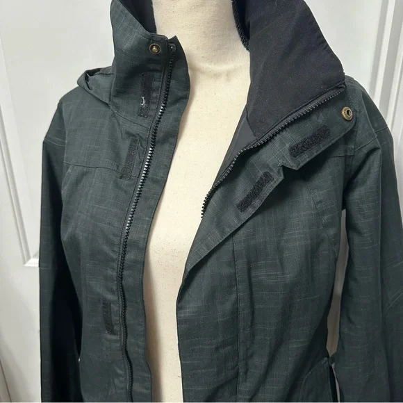 Burton Black Jacket small - Picture 4 of 12